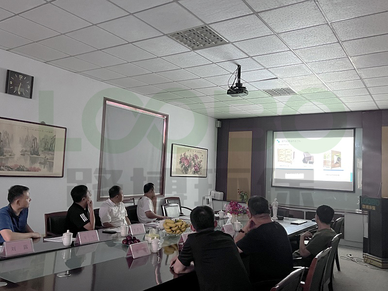 路博環(huán)保|梁山縣人大主任及拳鋪鎮(zhèn)政府領(lǐng)導(dǎo)蒞臨公司考察交流